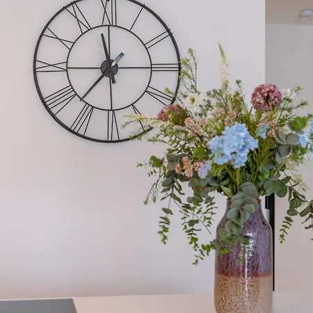 Huswell - Lovely With Lateral Sea View And Parking