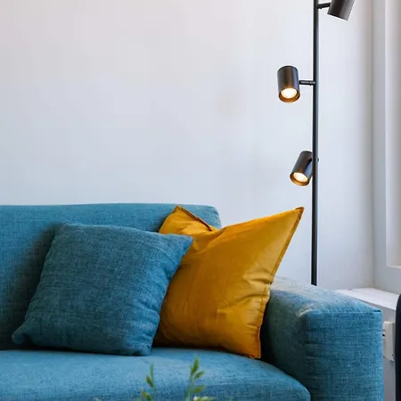 Huswell - Lovely With Lateral Sea View And Parking شقة *